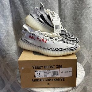 Yeezy Boost 350 Zebra Size 11 Dead Stock